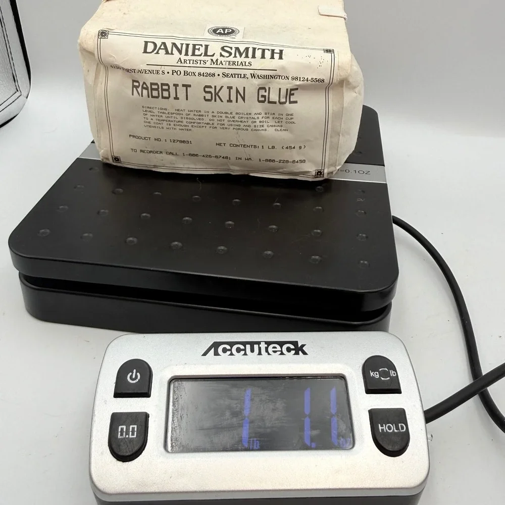 Daniel Smith Rabbit Skin Glue 1 lb Crystals Canvas Sizing 1278031